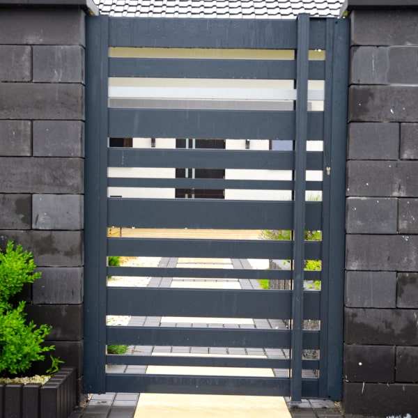 Gate with aluminum fence handrail - project.
