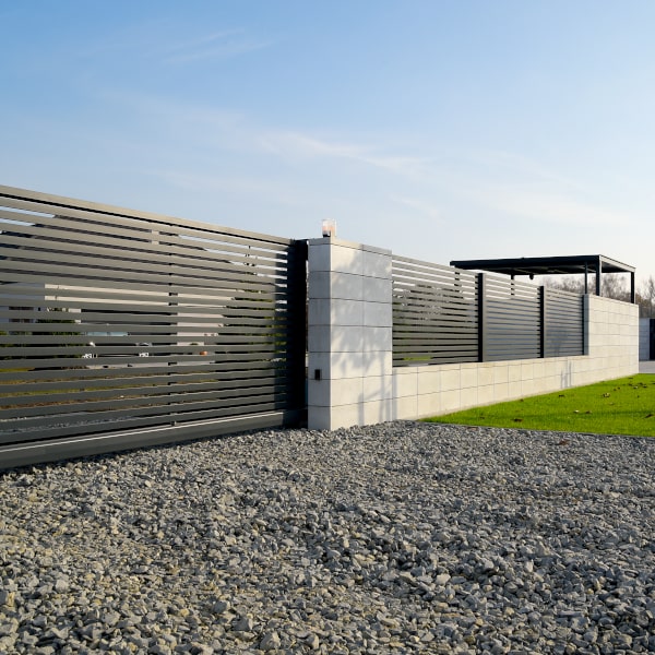 Palermo style aluminum fence based on modern modular systems.
